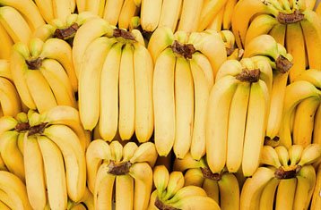 Fresh Cavendish bananas